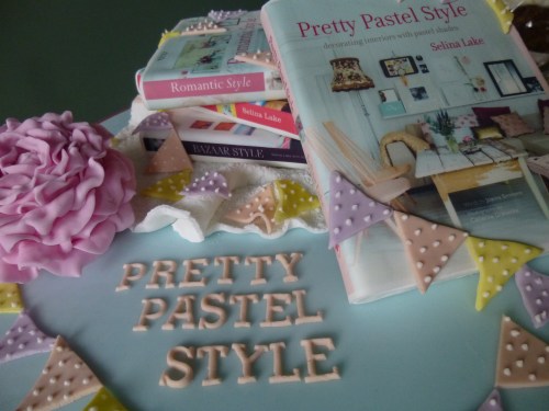 Pretty pastel style fair 023